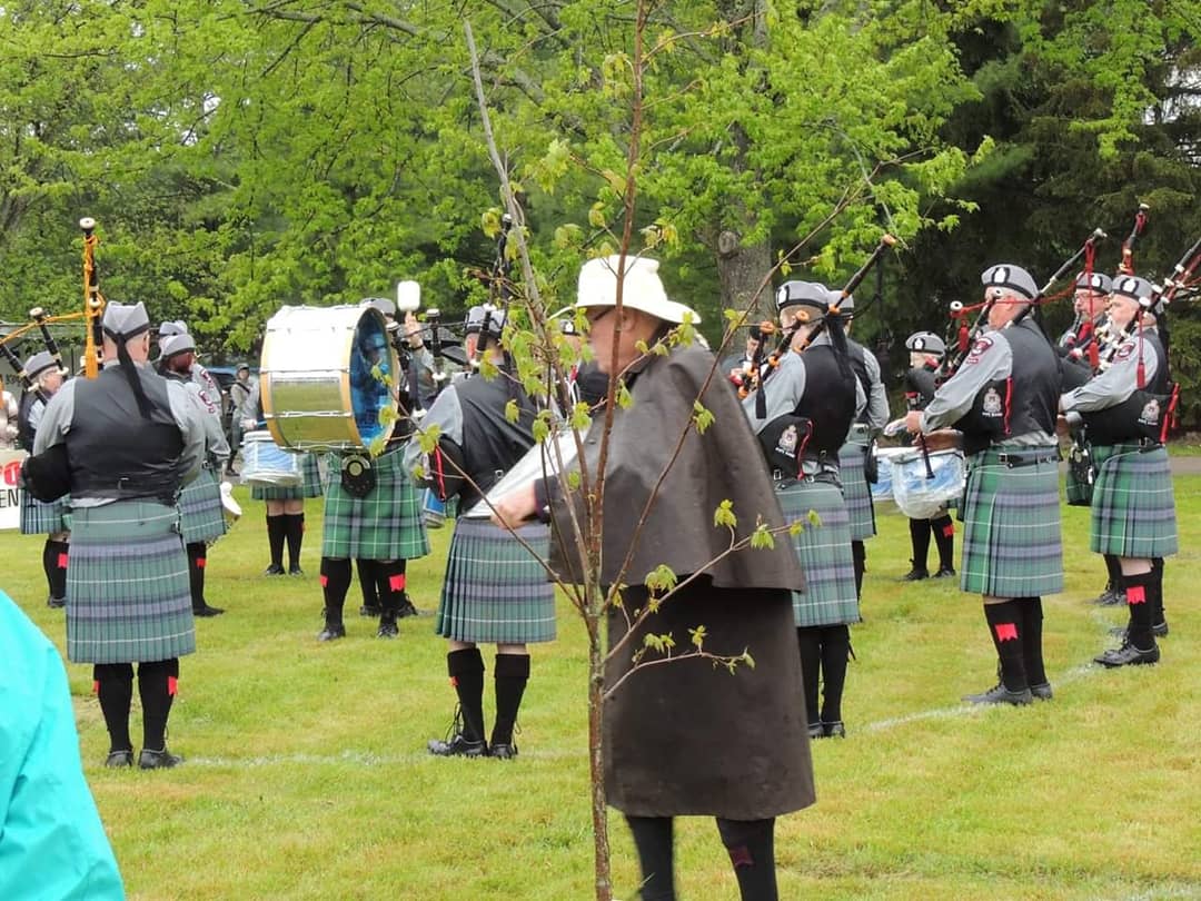 KTownPipeBand's tweet photo. Catch us in our last contest of the season, today at the Trenton Scottish and Irish Festival! It has been a fun and great year! #kingstonpolicepipeband #ygk #competition #lastcontest https://t.co/QzfOggS99E
