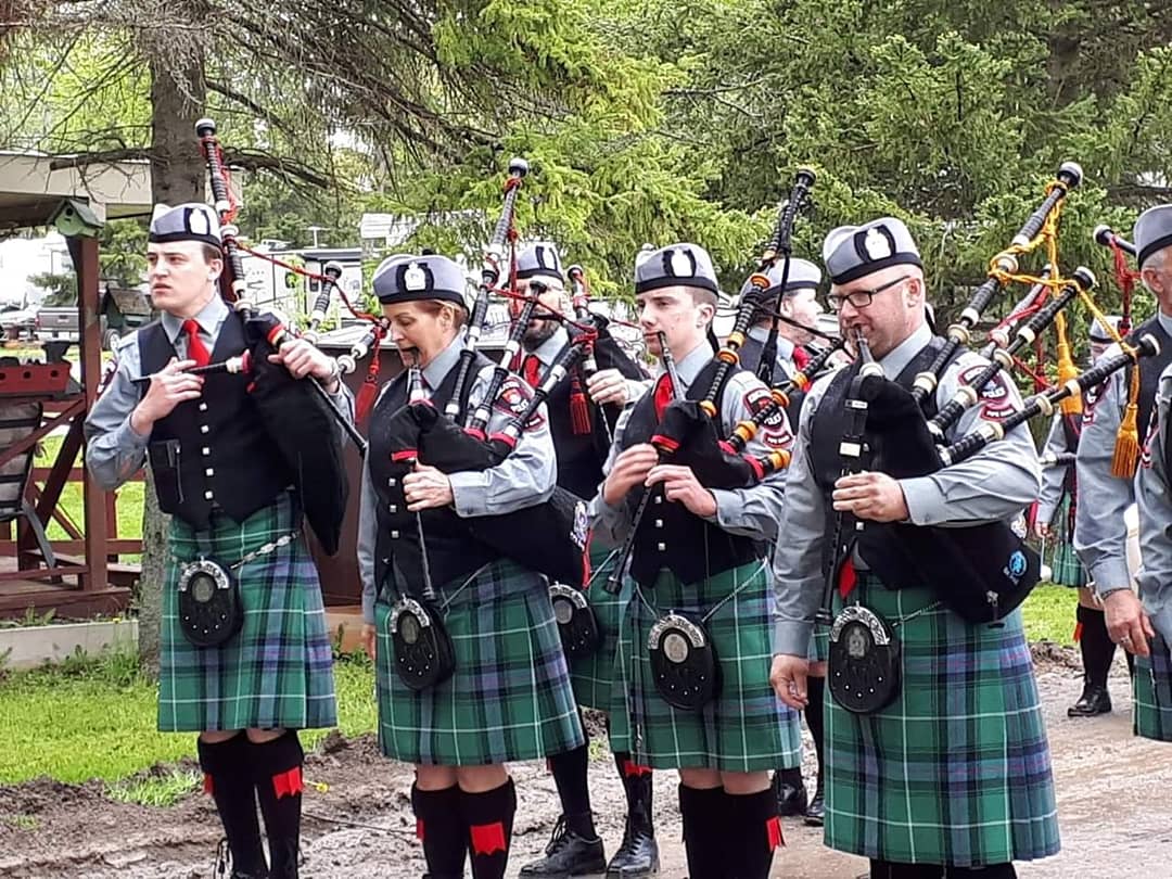 KTownPipeBand's tweet photo. Catch us in our last contest of the season, today at the Trenton Scottish and Irish Festival! It has been a fun and great year! #kingstonpolicepipeband #ygk #competition #lastcontest https://t.co/QzfOggS99E