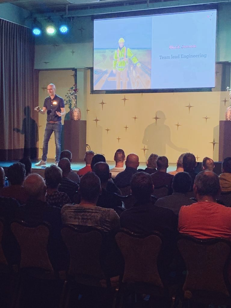 De medewerkers van Bax Metaal zijn vandaag geïnspireerd door Mark Jansen (Efteling Team Lead Engineering. Vanavond gaan zijn nog genieten van een verrassend programma. Veel plezier!