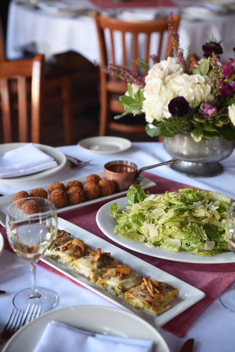 We have everything you need to throw an exquisite professional event or the perfect family party. Call us today to start planning yours: 816-221-3722