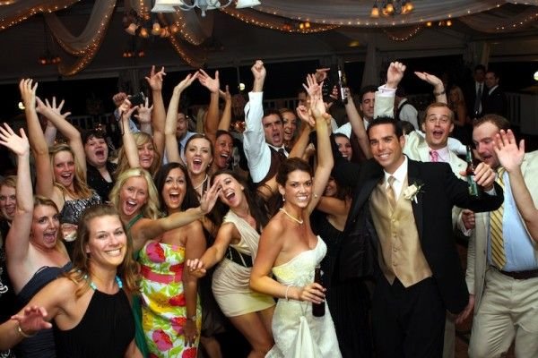 FastBreaksEnt's tweet image. There is no better way to bring a party to its fullest potential than to get your guests up and interacting with each other, and a DJ can help you do that as well or better than any other addition to your party plans.
#Dj #Djlife #ProfessionalDjs #TampaBayDjs...