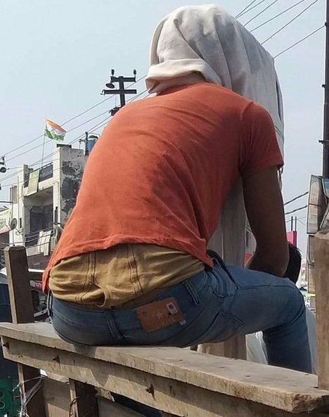 DrSaurav5's tweet photo. you might judge him but as a #surgeon i encourage this kind of behavior, will make rectal examination and #proctoscopy much more convenient. https://t.co/8ZRKH7KW1X
