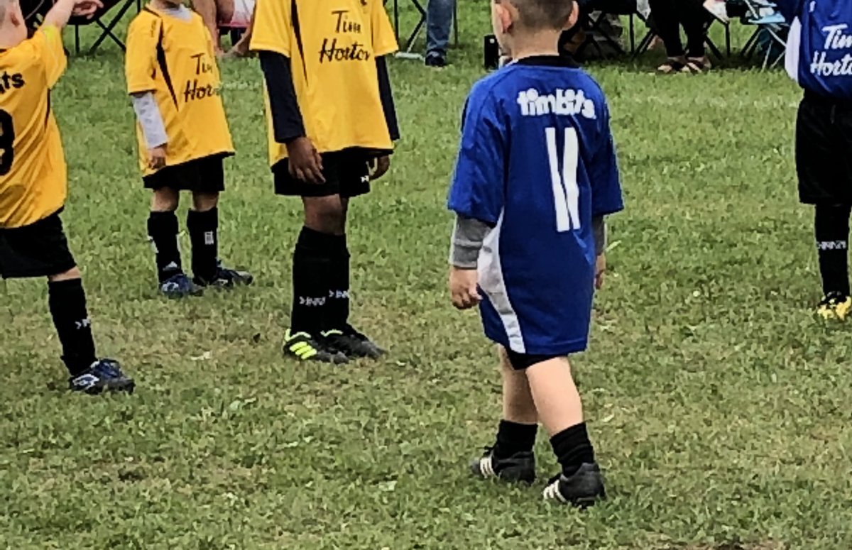YorkJetsSC's tweet photo. As the fun filled @YorkJetsSC 2019 TimBits #Soccer Season is over. Memories shared with team photos, medals 🏅 &amp; trophies 🏆. Thanks to @TimHortons for their support! https://t.co/rnjJzignCY