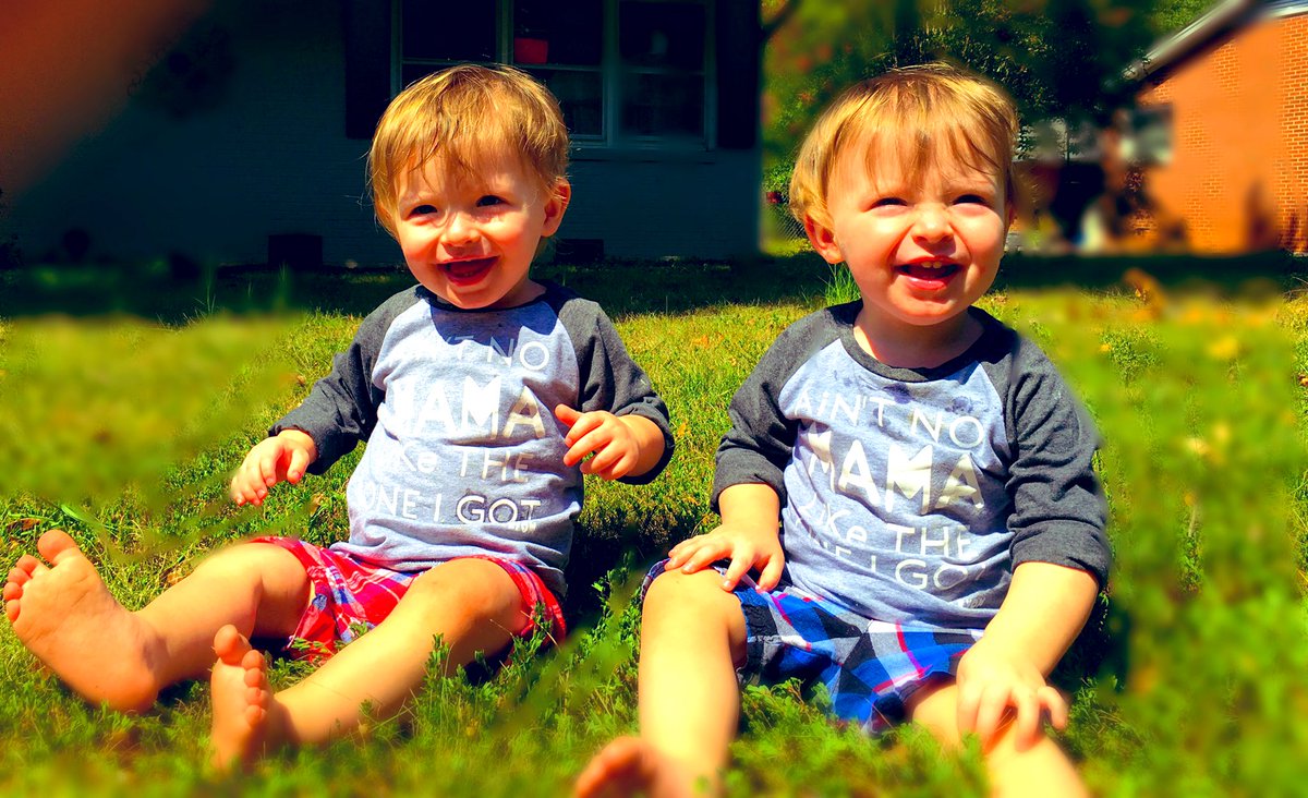 TheDeighanTwins's tweet photo. Got our first T-Shirts from @ClosetPeanuts! We encourage all parents to check out these wonderful people!                          Ain’t no momma like the one I got!   #Twins #identical #swag #twinswag https://t.co/7COwle4QIj