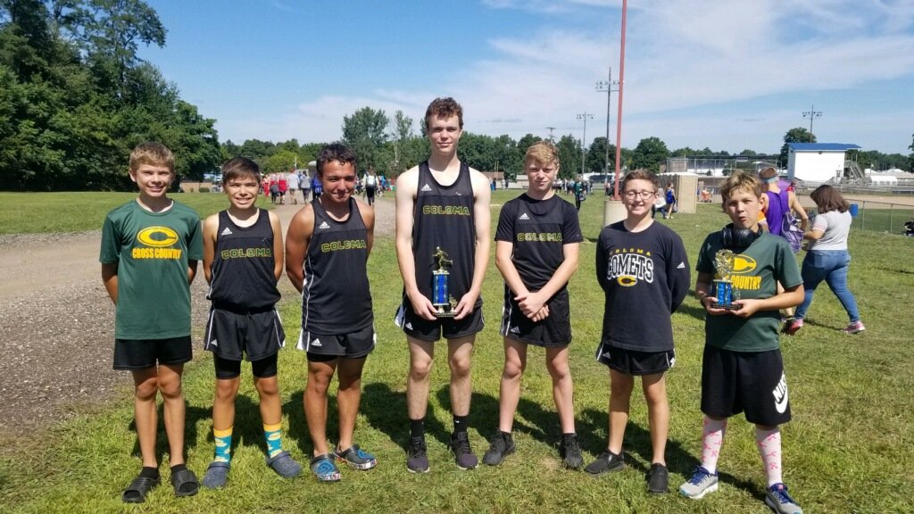 colomaboosters's tweet photo. Congratulations to our middle school boys who finished 2nd and our 9/10th grade boys who finished first at todays Centreville Invitational! #cometpride https://t.co/BA2c4FklaO