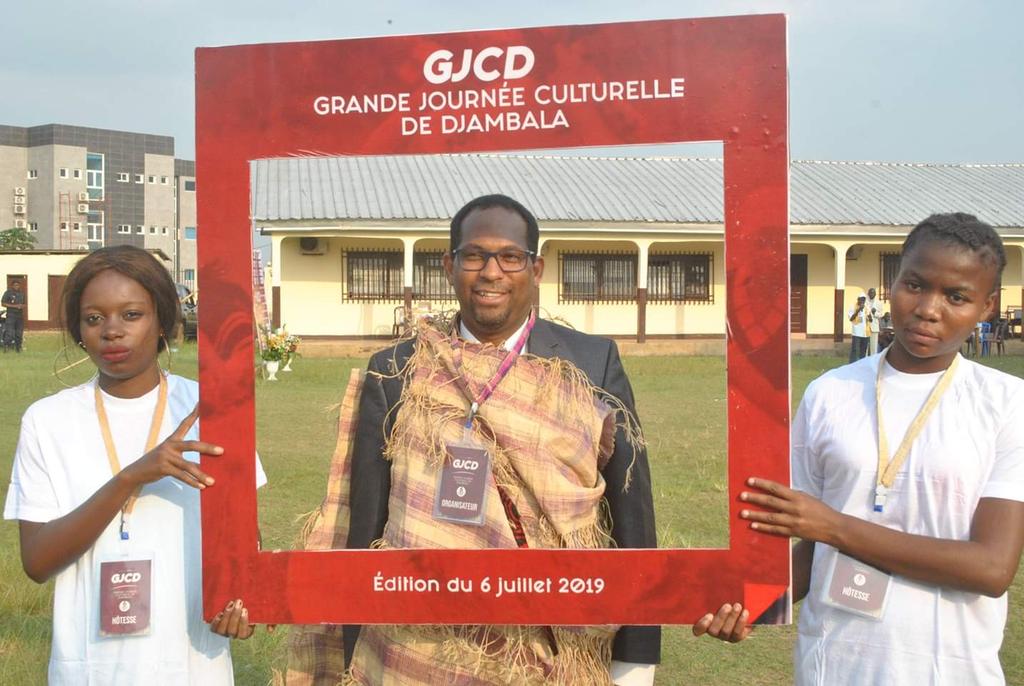 plmc0nsulting's tweet photo. La satisfaction du travail accompli!
Nous sommes fiers de vous accompagner sur tous vos projets @Depute_Ganao.
Merci pour la confiance accordée.
#GJCD #Congo #Djambala #DjambalaCentre #GJCD2019 #Culture #Art #Folklore #Téké #PLMCONSULTING https://t.co/spX2ERc8ua