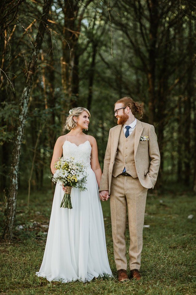 cluffr_'s tweet photo. i’m a married man. my father married adrienne &amp; i in the country outside nashville on aug 31. it was the best day i’ve lived so far. thanks to everyone who worked so hard make this event happen—planing, yard work, setup etc.. &amp; i love her... https://t.co/pDZwIulm8d