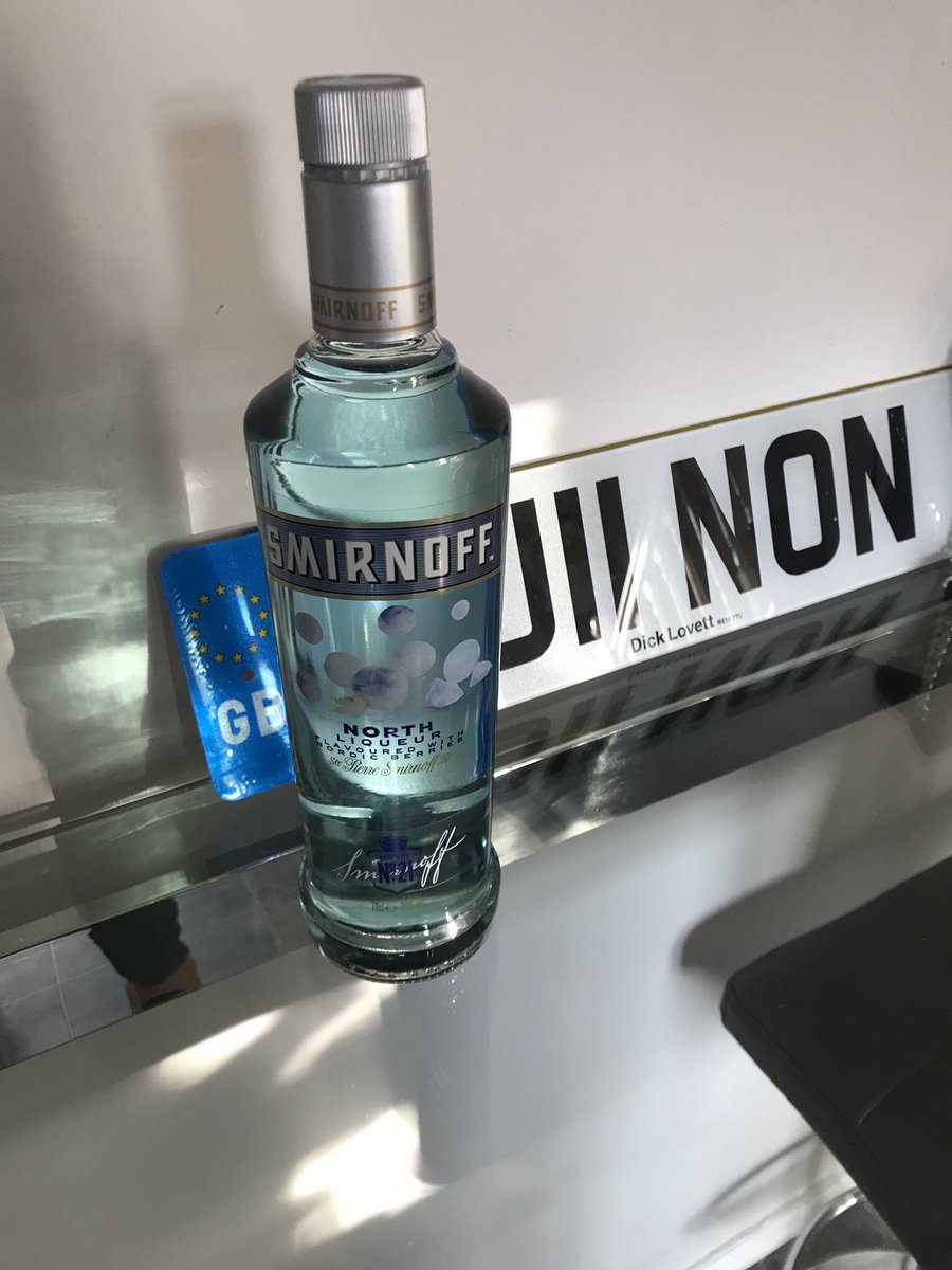 juliemwaters's tweet photo. When you’re friend brings you a gift back from holiday and you can’t wait to try it!!🍸 💗 🍸 #VodkaBlue #Smirnoff https://t.co/StosceqQGs