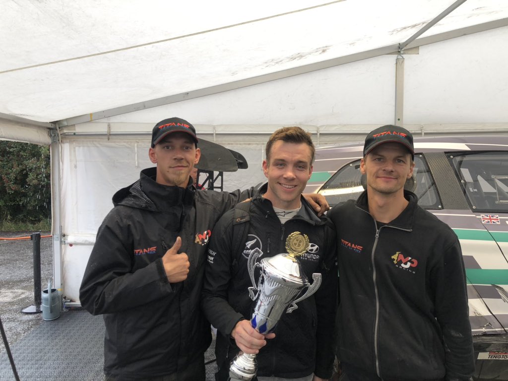 Hayden Paddon tweet media