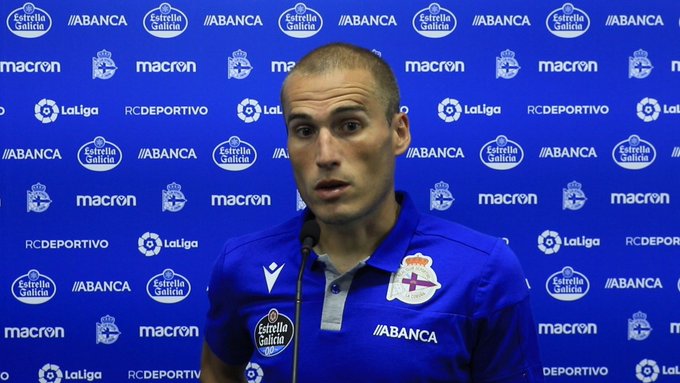 Bergantiños, en la zona mixta de Riazor.