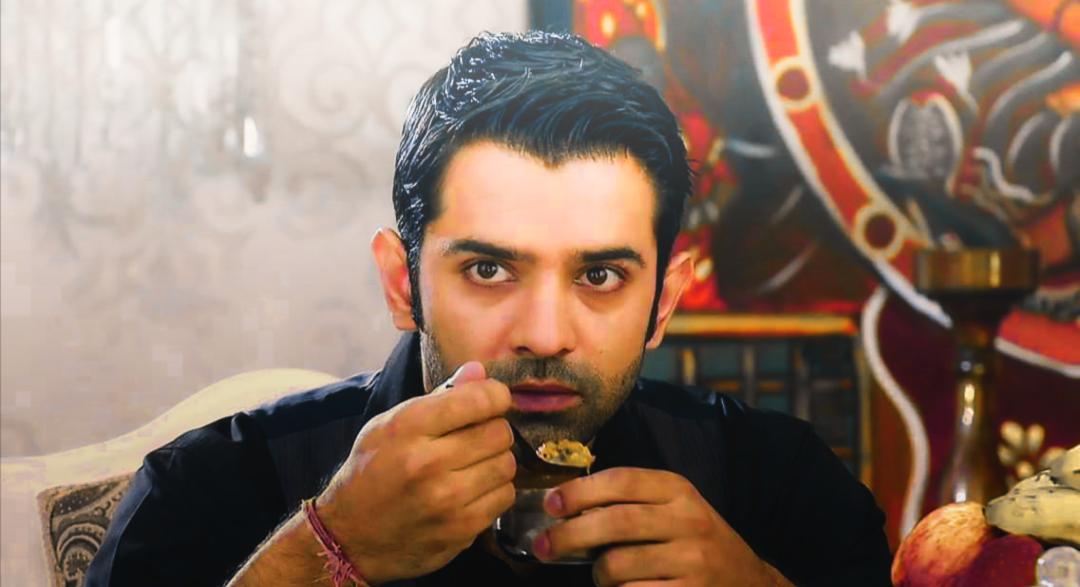 Just Arnav Singh Raizada eating Teekhi daal qki Khushi ke haath ki daal nhi khayenge  #BarunSobti  #SanayaIrani  #IPKKND  #Arshi