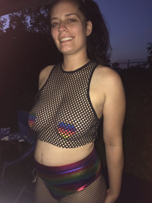 Lacey Williams 🔞 - I’m at Dancefestopia this weekend, but here’s one of my outfits! #pride (my photographer kinda sucks) https://t.co/C1SdUGarz9