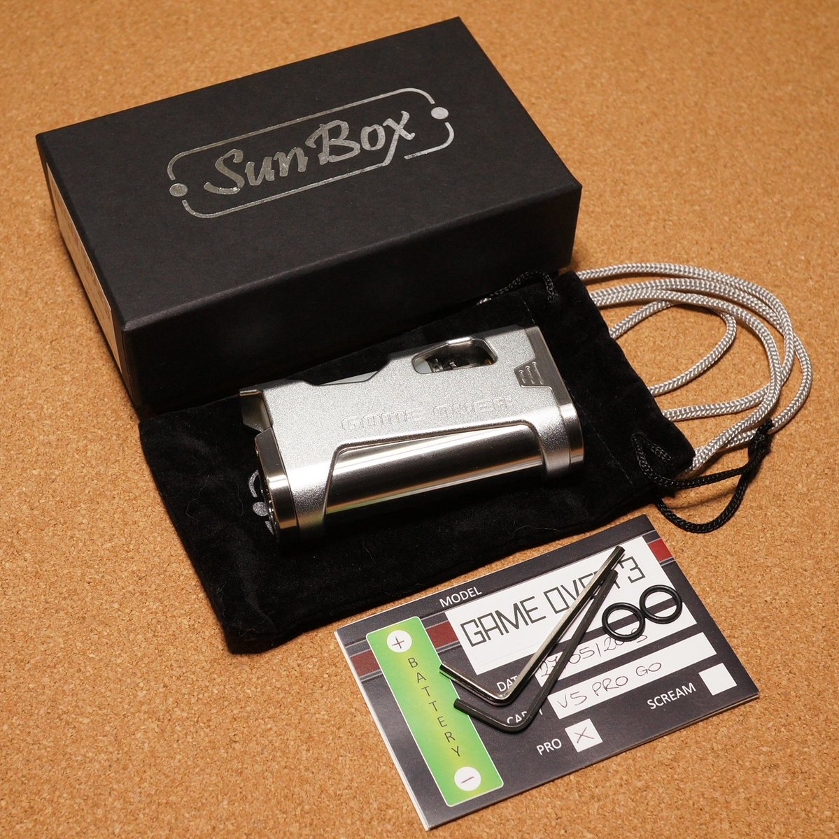 VAlphaline's tweet image. お世話になっております。お手続きの済んだ「I&apos;M SUNBOX｜Game Over 3 Aluminum Mosfet BF Mod」は発送完了しました。到着まで今しばらくお待ちください。今後共何卒よろしくお願い申し上げます。#SUNBOX #InfinityMods #GAMEOVER3 #Mosfet #Squonker #Mod #Vape #vape好きな人と繋がりたい