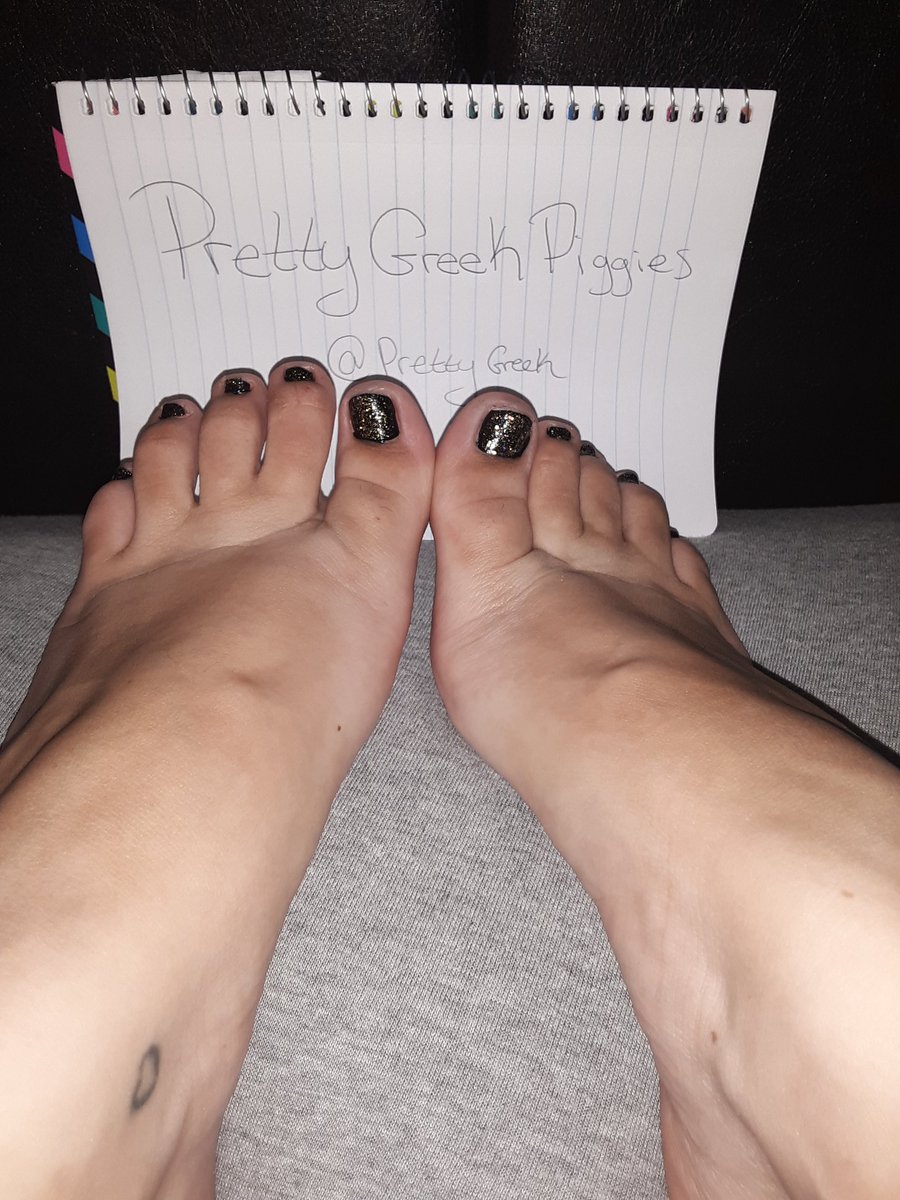 GreekPretty's tweet photo. Any and All tributes will recieve a personalized thank you video 😘 You're welcome. CashApp $prettygreekpiggies #verifypic #findom #footfindom #sellingfeet #selling #feetpics #prettytoes #paypiggeswanted #sublove #sensitivegoddess #goddess #prettyfeet https://t.co/REmmROHlx7