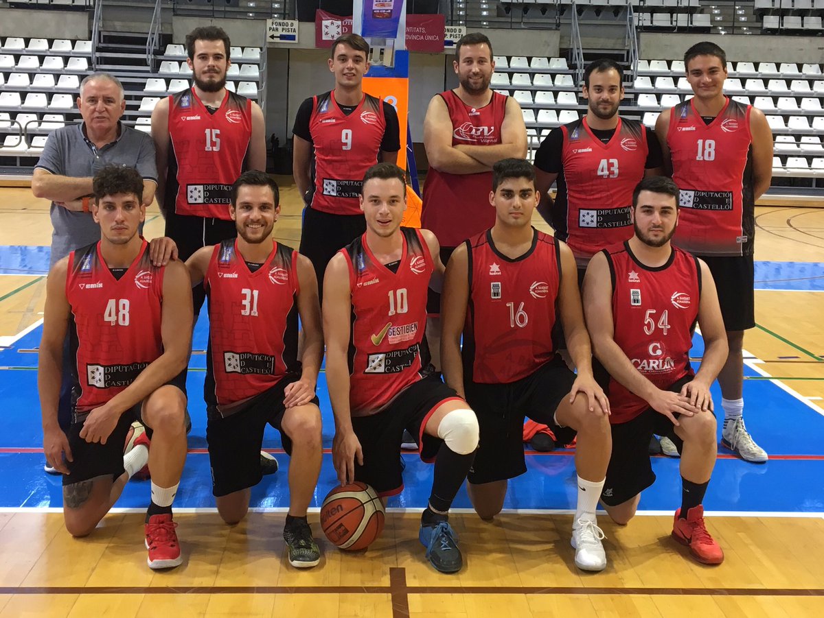 ABAlmassora's tweet photo. Primer partido de pretemporada (Liga Valenciana) del ABA frente al potente junior A del TAU Castelló. Pese a las pocas sesiones de entrenamiento realizadas por los de Pascual Gavalday las bajas de jugadores, hemos advertido buenas sensaciones en la plantilla. A trabajar duro!!! https://t.co/2OcICSVn1l