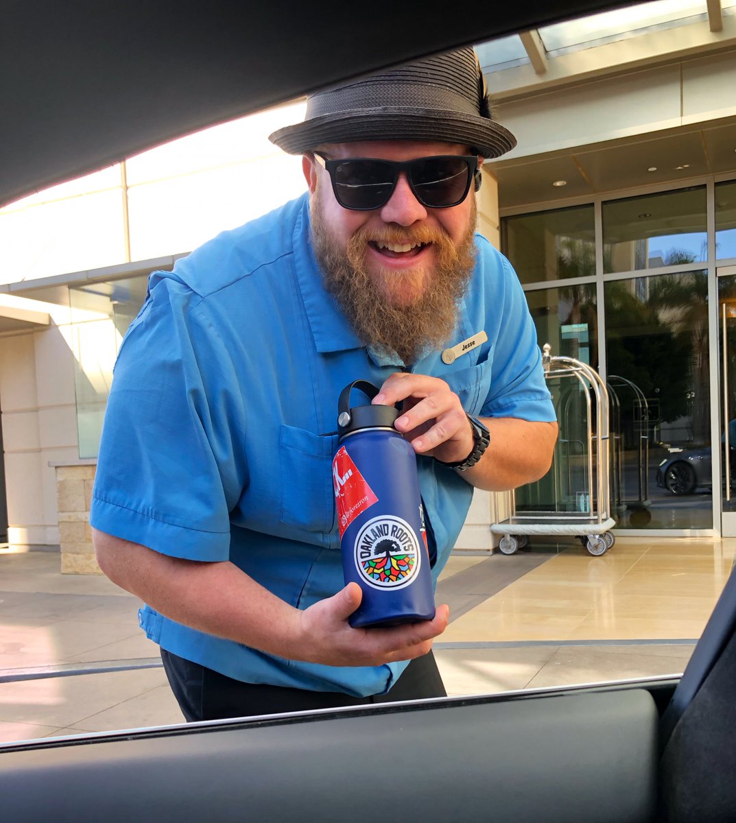 spaldrich's tweet photo. Spotted in the wild ... Jesse sporting the @oaklandrootssc sticker! #oaklandfirst #thetown https://t.co/zi5QHYCDR1