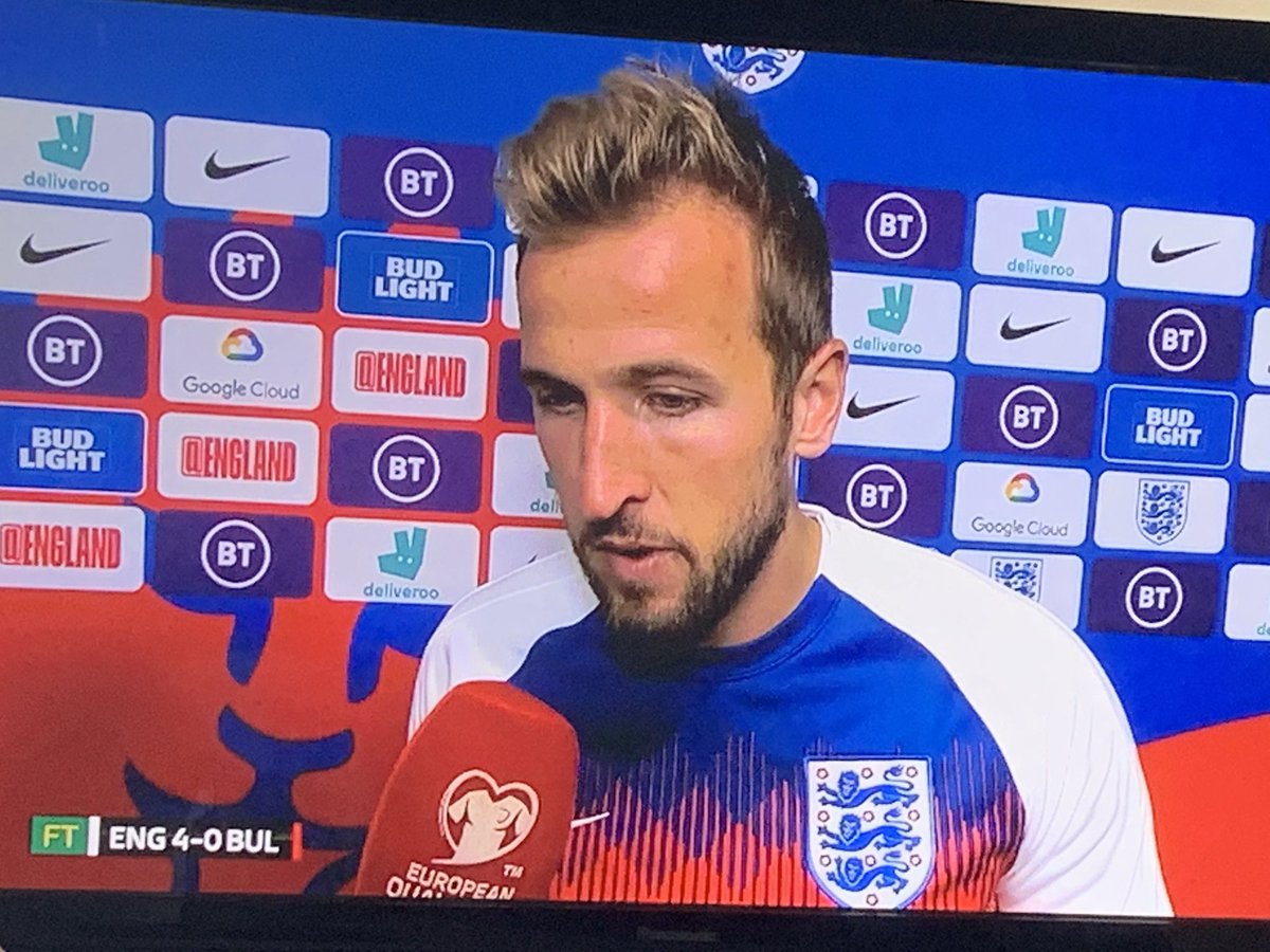 FCLondonPhoenix's tweet image. Good to see FC London Phoenix’s sponsor @Deliveroo branching out and supporting the @England national team!

#TheySponsoredUsFirst