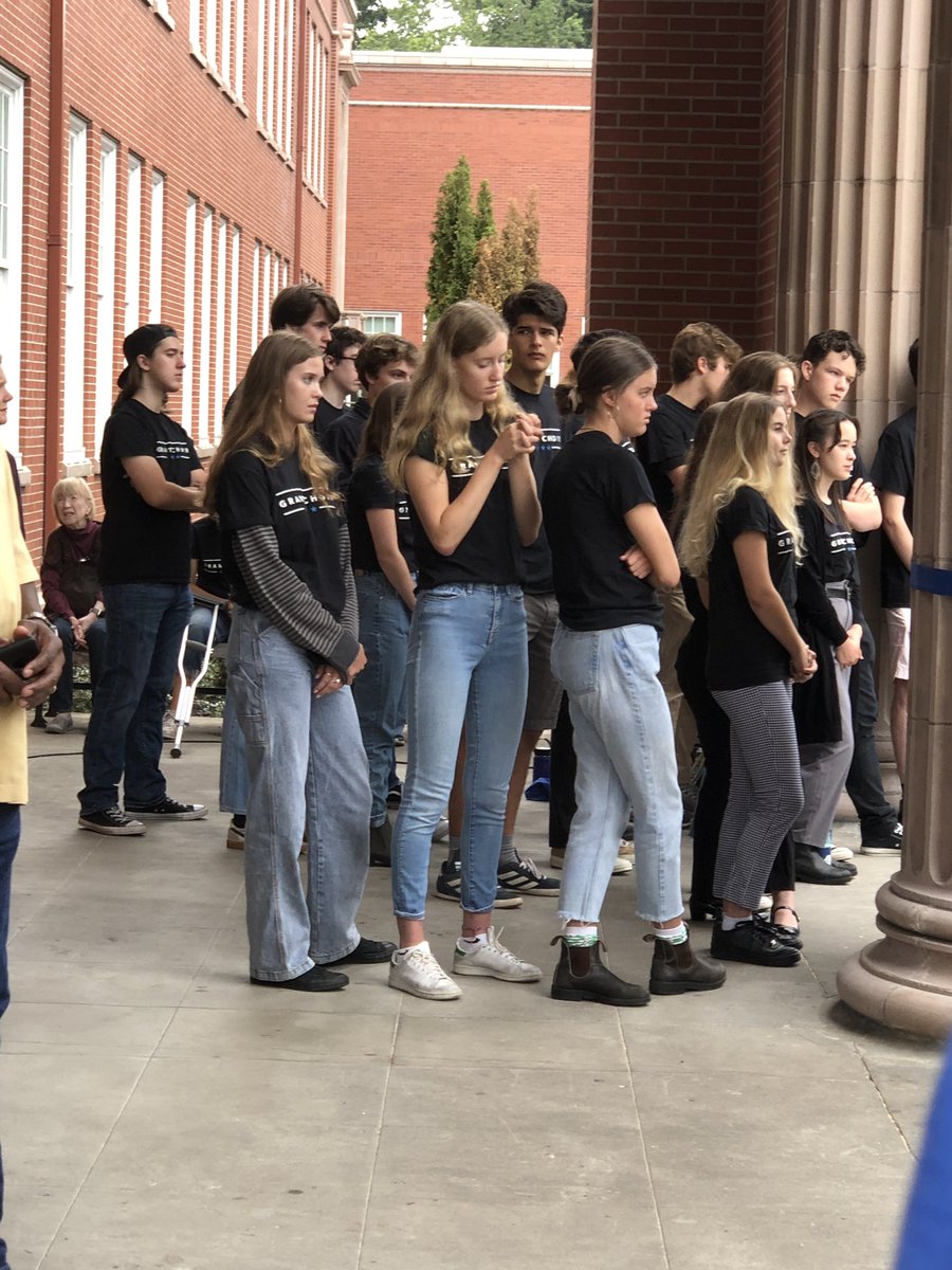 clairehertz's tweet photo. Native drummers, sage burning, choir singing, band playing - celebration in the air. Grant Grand Opening! #somospps #1districtpps https://t.co/xKv9ny1L6f