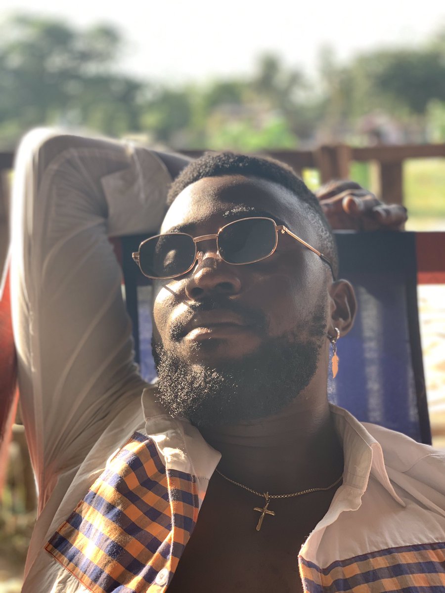 Frank_sokei's tweet image. I’ve been told countless times to consider modeling 

What do you think ? 

📸- @_Ife69