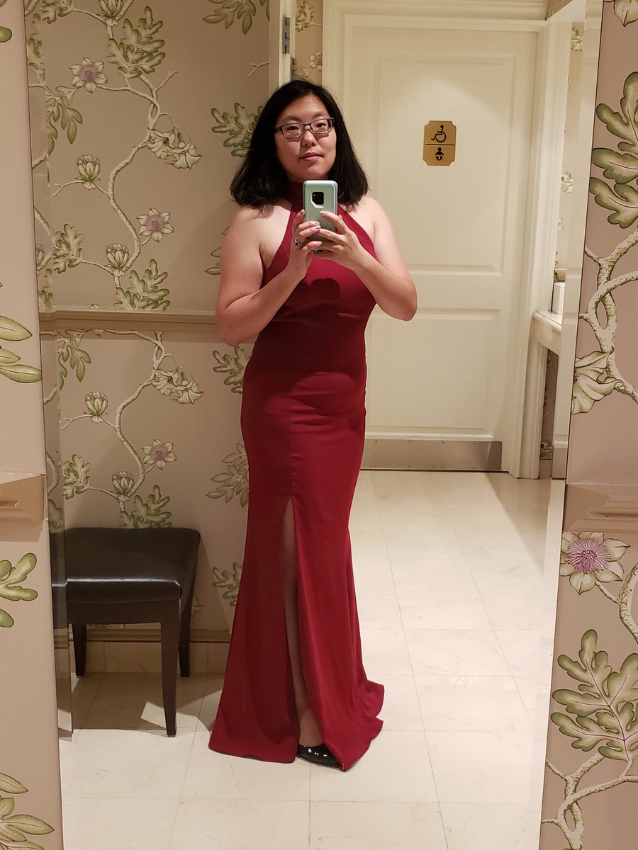 MercyGiggles's tweet photo. Fanciest bathroom selfie I will ever take #yaleclub #fancy https://t.co/yqhaXaVq60