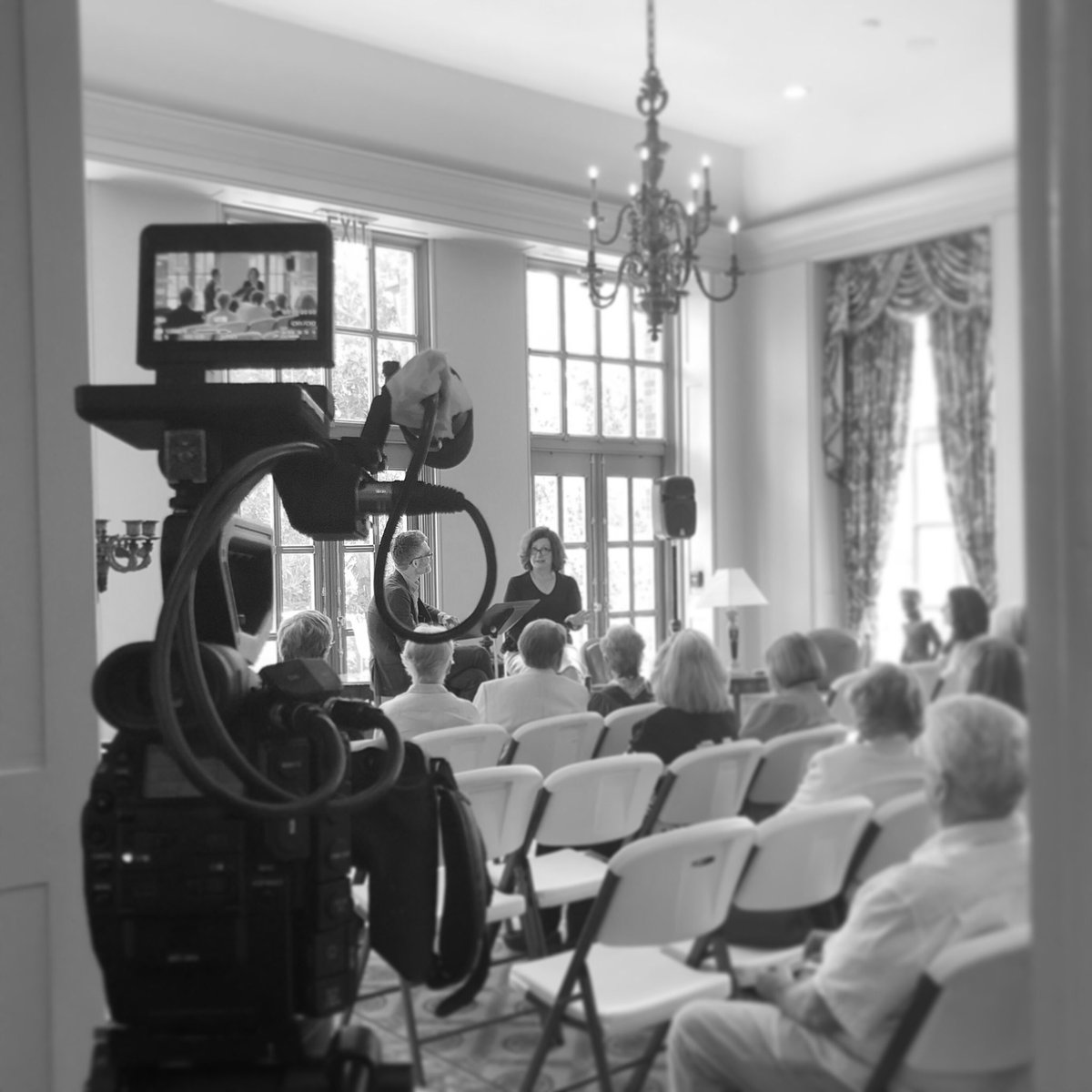 AlabamaShakes's tweet photo. Happening now! ASF Insights: A Conversation with Playwright Susan Ferrara. @ferrarasusan @RickDildine #BuzzASF #community #ASFBehindtheCurtain https://t.co/rPp0ZyQSFn