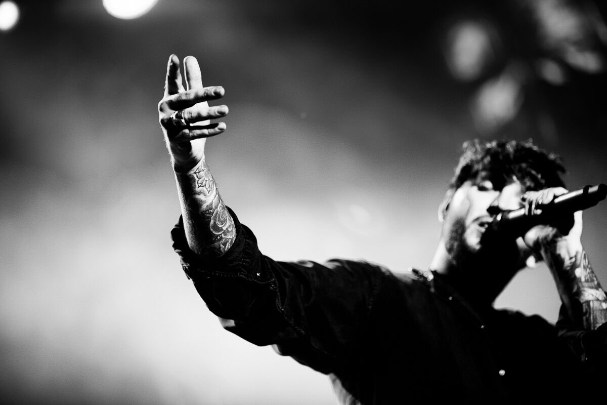 JamesArthur23's tweet photo. Been rehearsing all week in preparation for hitting the road... Can't wait to see you all in the US... then the UK! Hitting up Ireland, Europe and UK arenas next year too, pre-order now for early access and tickets go on sale on Friday... Who's coming? 🎶 https://t.co/lgbrPDUdmo https://t.co/u5WDWyTISV