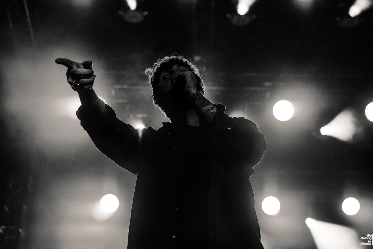 JamesArthur23's tweet photo. Been rehearsing all week in preparation for hitting the road... Can't wait to see you all in the US... then the UK! Hitting up Ireland, Europe and UK arenas next year too, pre-order now for early access and tickets go on sale on Friday... Who's coming? 🎶 https://t.co/lgbrPDUdmo https://t.co/u5WDWyTISV