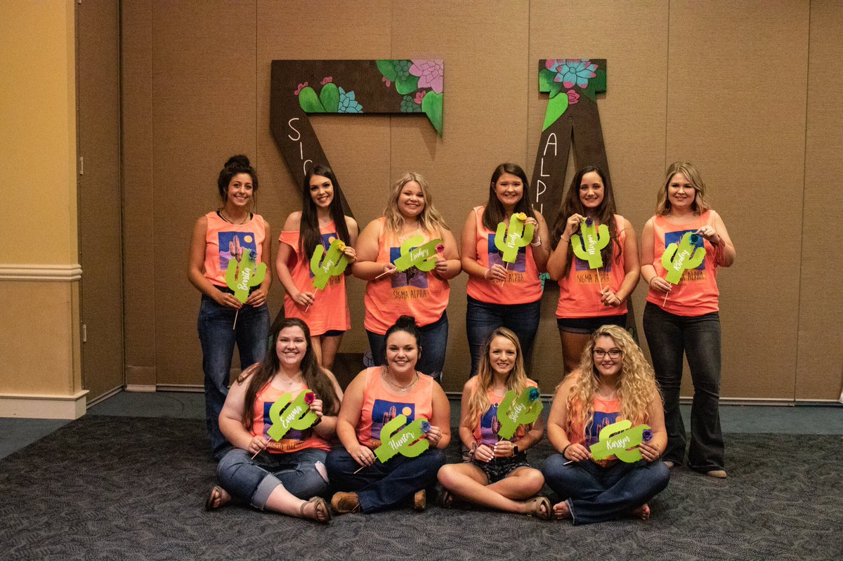 sausigmaalpha's tweet photo. Life is like a cactus thorny but bΣΑutiful when you have sisters like these🌵
We welcomed home 10 Baby Bulls! https://t.co/ZsvsbRXTRA