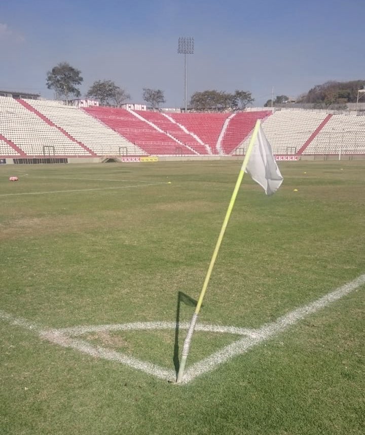 Arena do Jacaré para Coimbra x INTER. A bola rola às 16h. #VamosInter