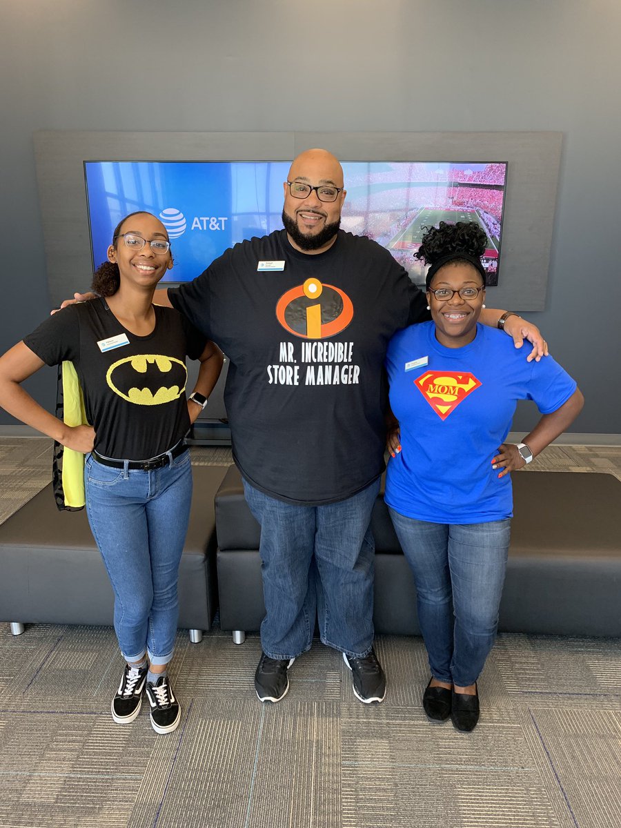 We’re always here to save the day in Oak Grove! Come on down so we can help you save on your favorite phones and TV services!! KA-POW!❗️💥💫