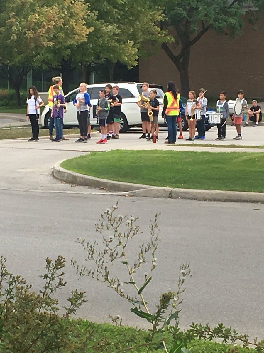 Back at it in style! Junior redcoat marching band practices are underway! Kids 9-13 welcome to join, Saturday’s 930-1130. No experience necessary!