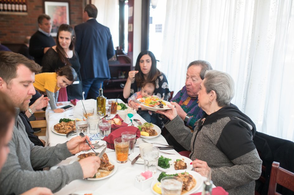 There's nothing better then a table full of good, hearty, Italian food, and family and friends to share it all with. 💜