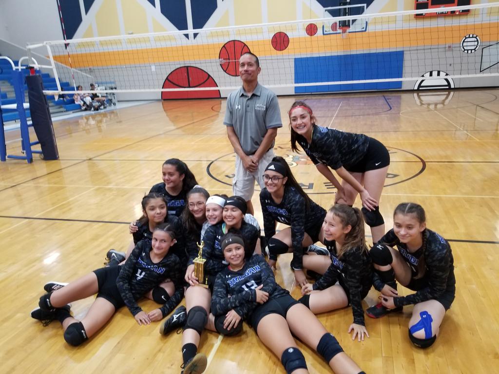MSmith_PDNFAA's tweet photo. ...and that's how it's done! 8th Grade girls Volleyball take the WIN! #TeamSISD #findyourfire https://t.co/5H1zCa4mAG