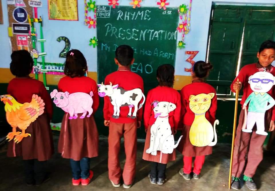 PoojaRohitSach2's tweet photo. The use of #Handmadepuppets and #TLMs to give print rich environment for class 1 students according to english book syllabus.
Pooja Sachan(A.T.)
EMPS Maseni
Barhpur Farrukhabad
@SarvendraEdu
@i_tweetu
@zeroajay
@RajenderPensiy1
@shikshansamvad https://t.co/qpgk0OKP0p