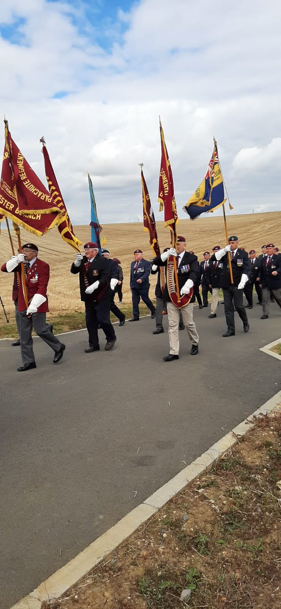 FareBrian's tweet photo. Proud to represent both @WarMemorials and #Twyford branch of @PoppyLegion by carrying their standard at the unveiling of the memorial to the 10th Bn Parachute Regiment #BurroughCourt
@Fot10th https://t.co/vU0VI5FzPg