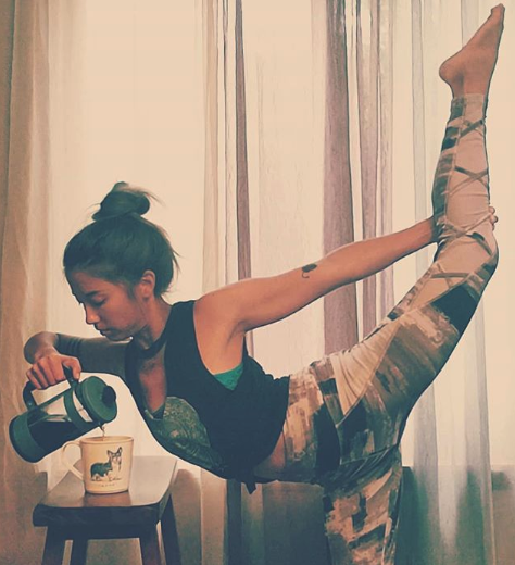 PrimulaProducts's tweet photo. Yoga, coffee, repeat.
📷: @shellbumble
#frenchpress #coffeepress #primulabrew #perfectdailygrind #specialtycoffee #manmakecoffee #manualbrewonly #coffeetime #caffcult #peoplebrewcoffee #baristadaily #instacoffee #coffeeoftheday #coffeesesh #mycoffeecode https://t.co/8K0v7ViMHk