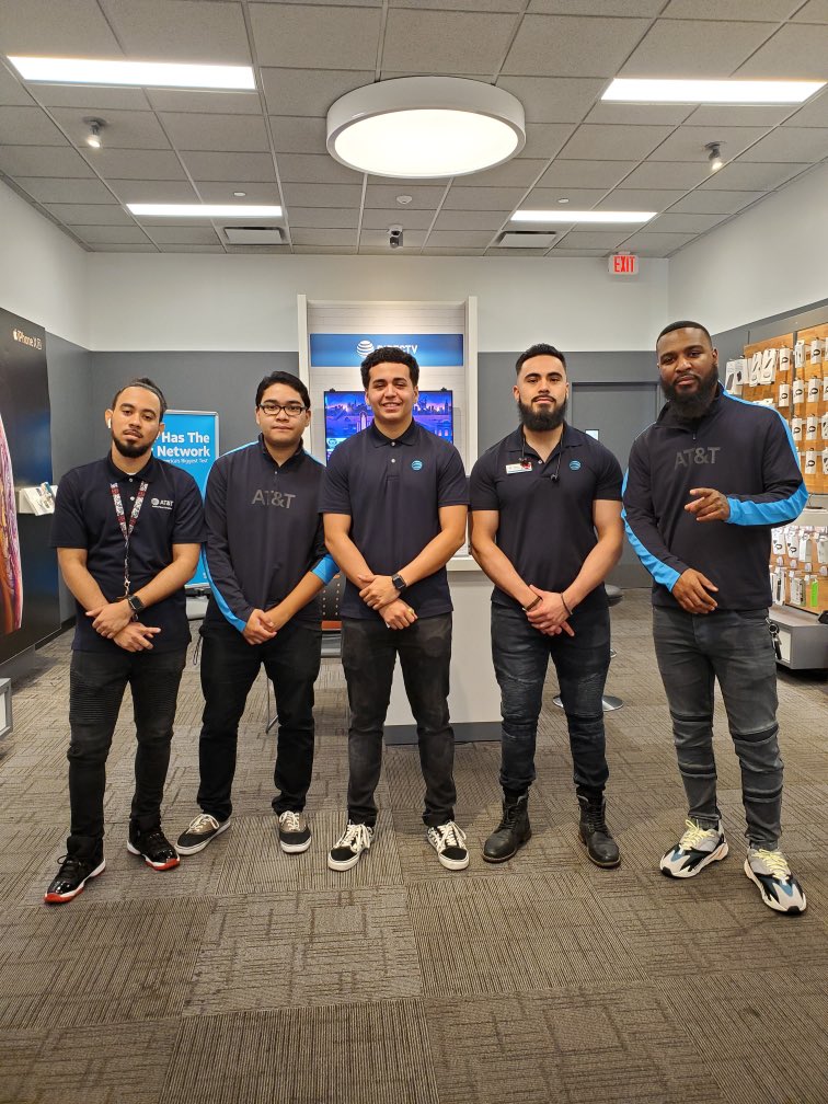 My team had an outstanding month of August!!!! My 1st month <a href="/MpgPortables/">MPGPortables</a> we finished #1 Tier 3 location in @attportables 🔥🔥🔥 Repeat coming this month as well!!! 🙌🏾🙌🏾🙌🏾