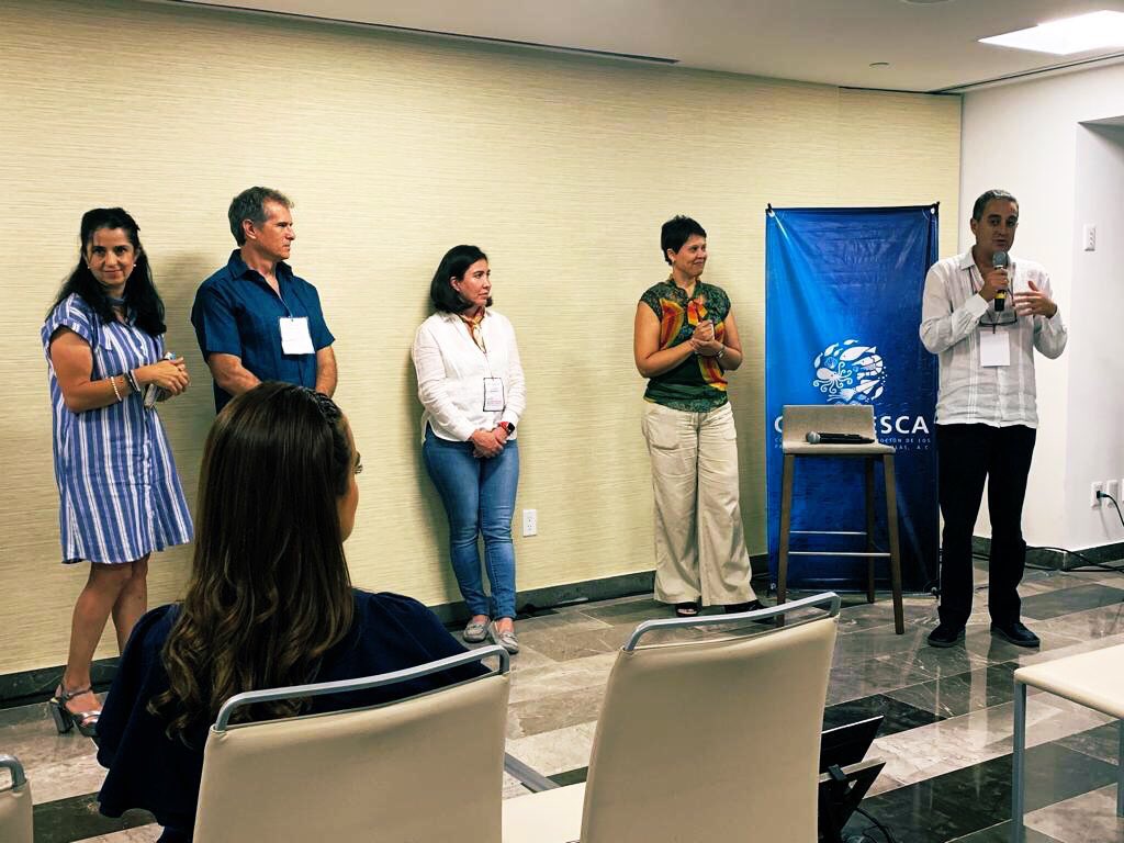 RichardCudney's tweet photo. Chefs, líderes pesqueros, compradores, ONG’s, academia, fundaciones, inversionistas... inspirados por buscar una pesca y acuacultura sustentable en 🇲🇽... el barco ya zarpó, no hay vuelta atrás...SÚBETE!! @YoPorLosOceanos  #PescaConFuturo #Impactocolectivo https://t.co/MYoJshtJlv