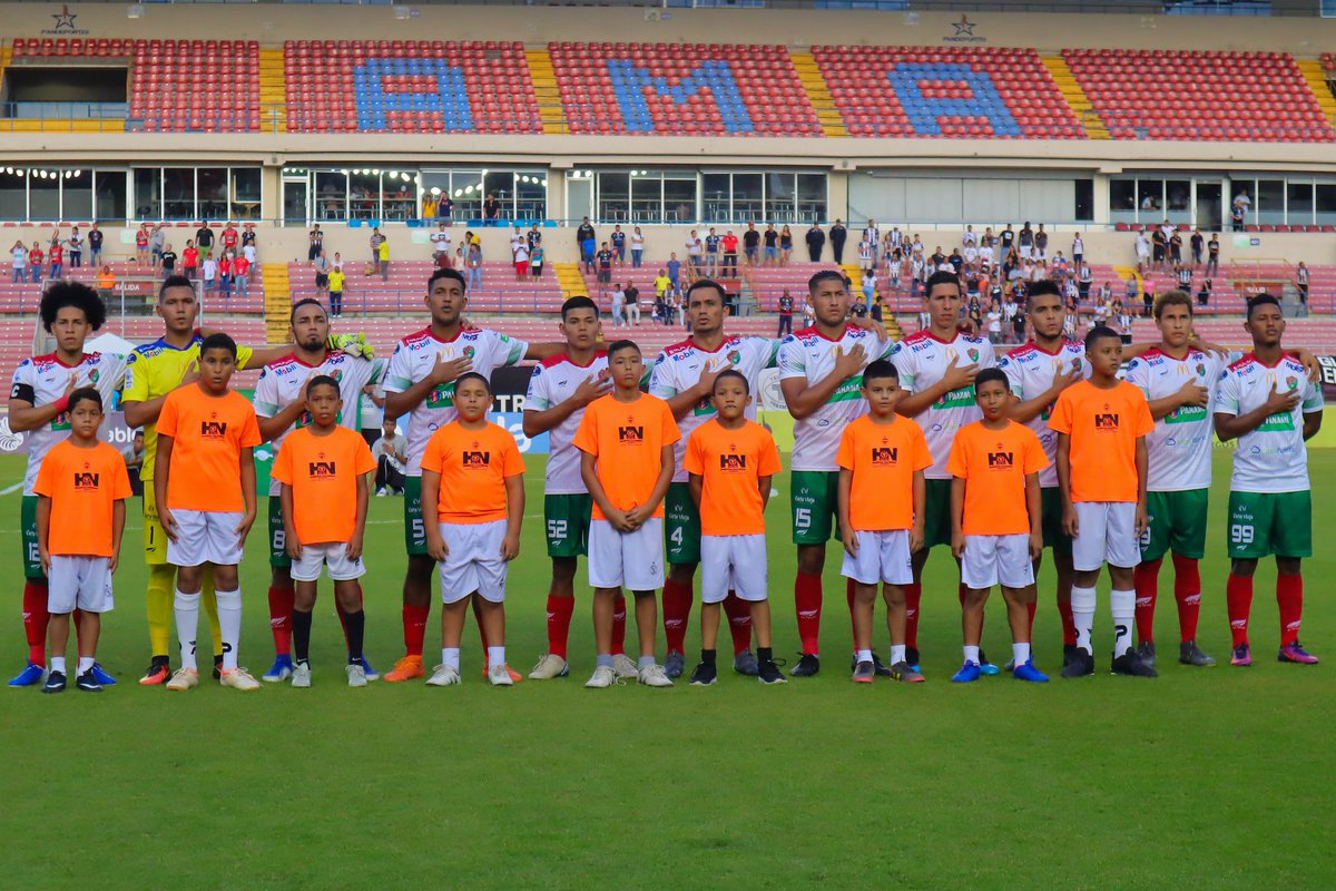 Atl_chiriqui's tweet photo. ¡A GANAR METOO! ❤️💚 Esta tarde saltaremos al campo con lucha y sacrificio, demostrándole a nuestra afición y al país entero que tenemos EQUIPO para grandes cosas. VAMOS CON TODA. @Atl_chiriqui vs @sanfrafc_pa a las 6:00pm en el Estadio San Cristóbal. 

#AtléticoEsChiriquí https://t.co/o8BQAtFTNX