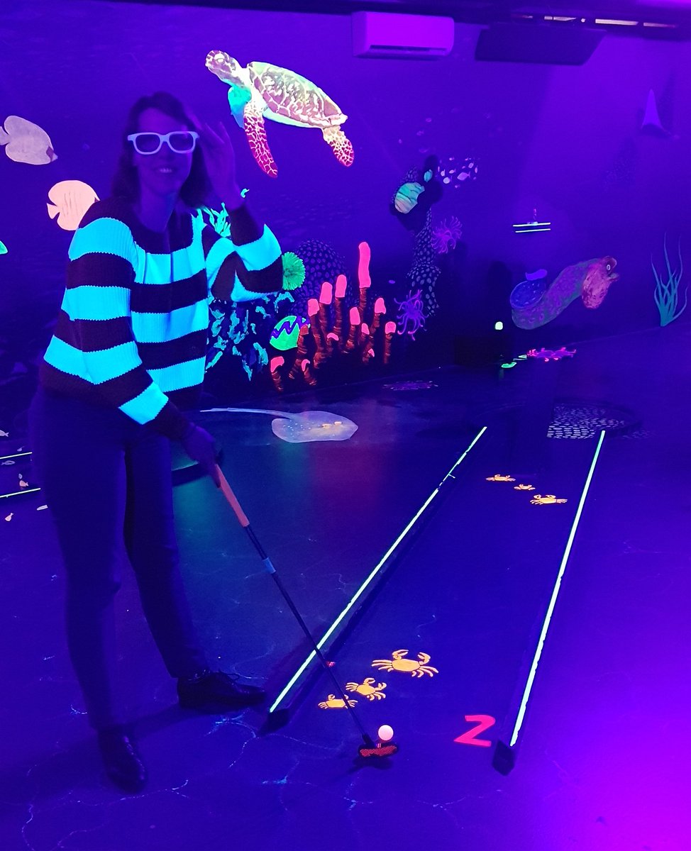 AnnaNander's tweet photo. Today we've been old ass nerds and went to play 3D Neon Minigolf! Yes, we wore 3D glasses, all the neon paintings had 3D effects (which obviously you can't see on the pictures) #minigolf #neon #muchcool https://t.co/H63SffGsqB