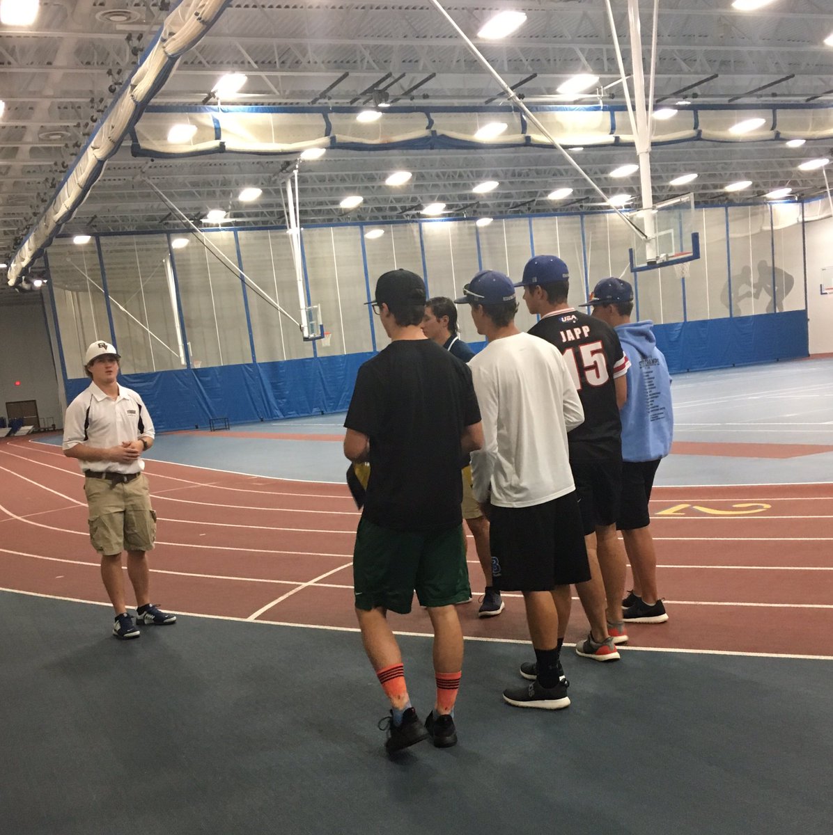 MrsClaybourne's tweet photo. Checking out BV Field House before we play some baseball today. #ptbaseball https://t.co/a1QBwD0aRm