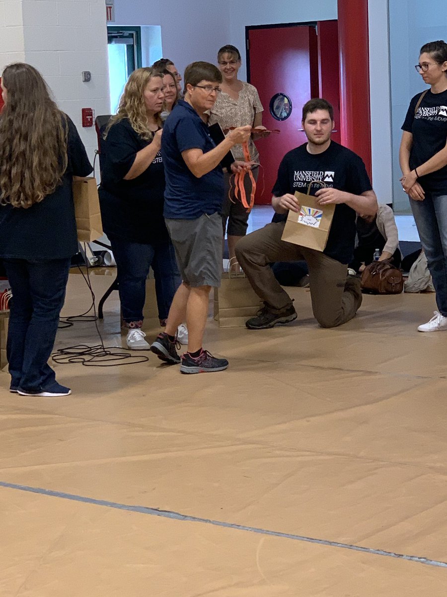 EduLevelUp17's tweet photo. An impressive $5,000+ in STEM tools went home with teachers to support innovative classrooms! Congrats to @AthensAreaSD, @WestBranchK6, @Ntiogasd, @WASDSchools, Trinity, Sayre, and @ebriggscasd for taking #STEMontheMove in the @BLaSTIU17 region! Thanks to @mansfieldU &amp; #PASmart! https://t.co/NplsebbwDd