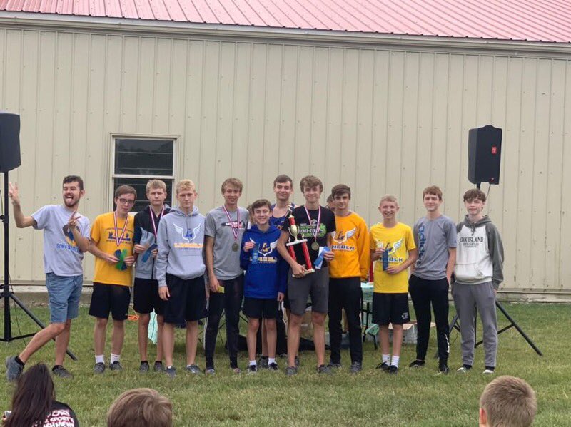 Lincoln varsity boys capture the Union City Invite championship this morning! Top 4 were all medalists with McCullum 3rd Bertsch 5th McGriff 6th and Smith 9th! #eaglexc #wesoar