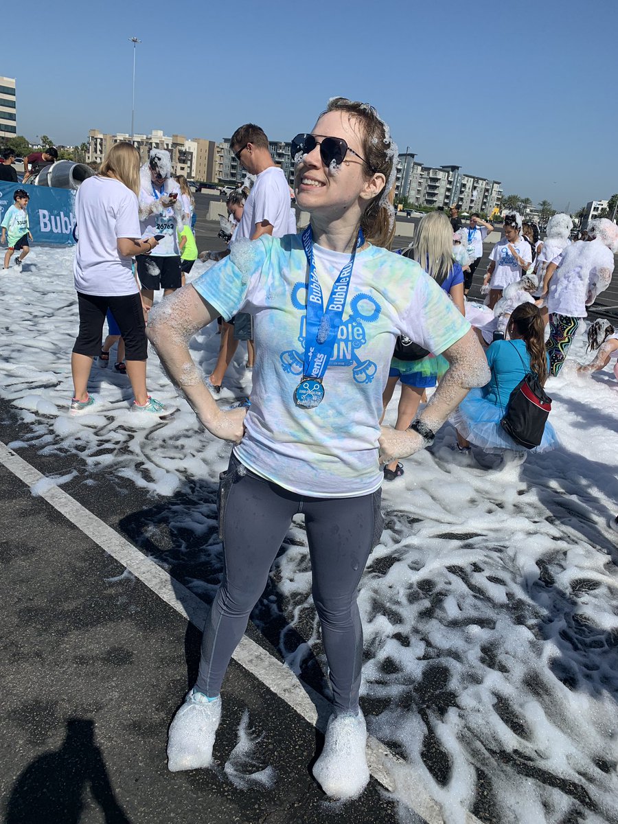Today <a href="/nightkinks/">✨ alicia ✨</a> and I did a thing 🏃‍♀️🧼 #BubbleRun5K