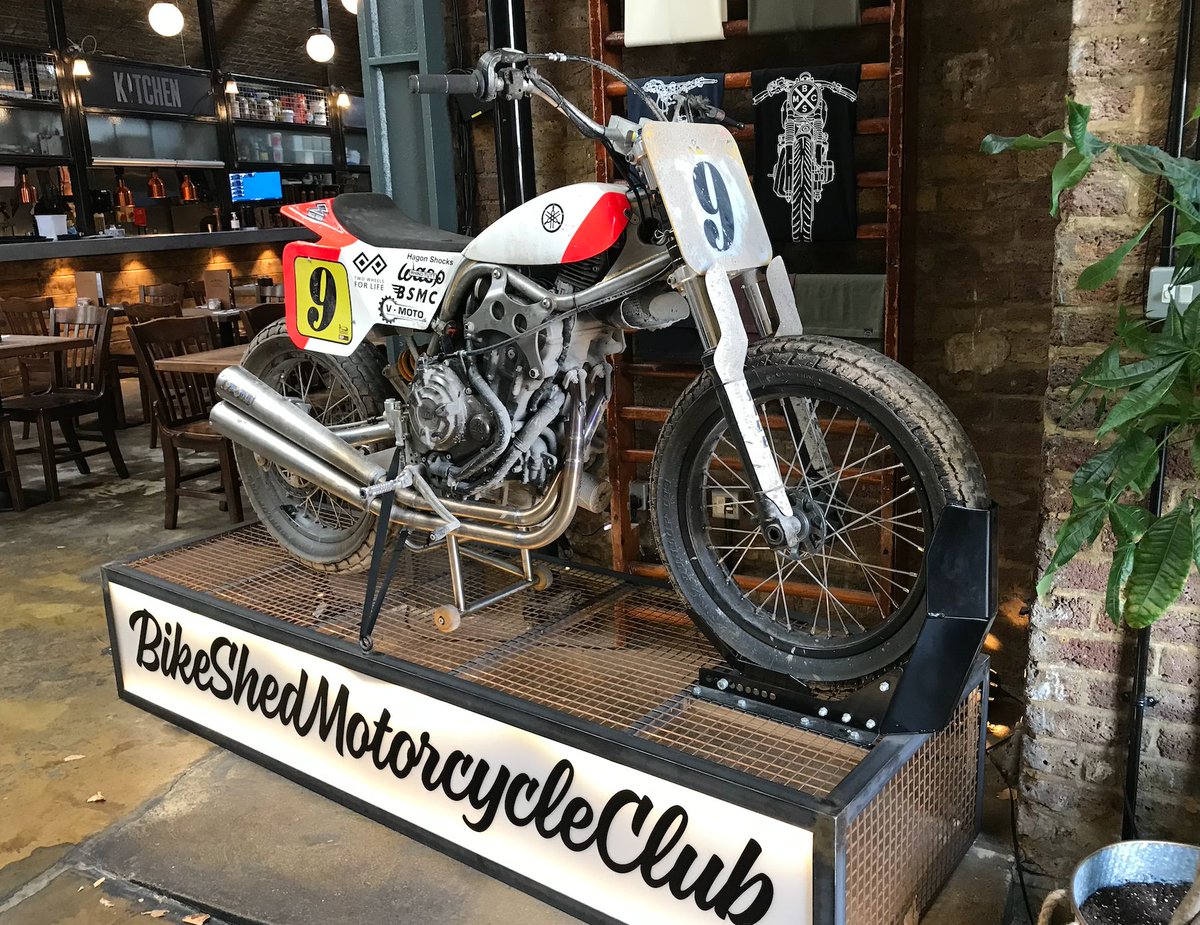 How cool is this XSR700-based Flat Tracker from the guys @BikeShedMC  London?! 

#FasterSons #YardBuilt #SaturdaySpecial