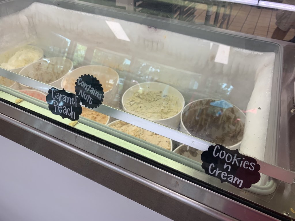 BackroadsStaff's tweet photo. Mark had the opportunity to check a bucket list item off our list today when he visited the Peach Park in Clanton, Alabama! Started in 1984 as a roadside fruit stand, today the park is spread over 7 acres and includes something for everyone! @peachpark205
#peachpark #clantonal https://t.co/3J44qkjQIP