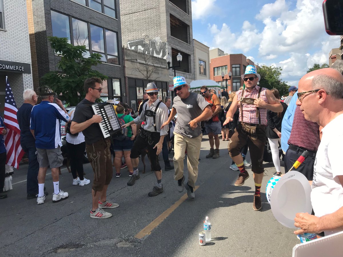 Therapiety's tweet photo. Come to Lincoln Square for the Von Steuben parade with the ⁦@Fightin47th⁩ https://t.co/Wyy0nrrlb2