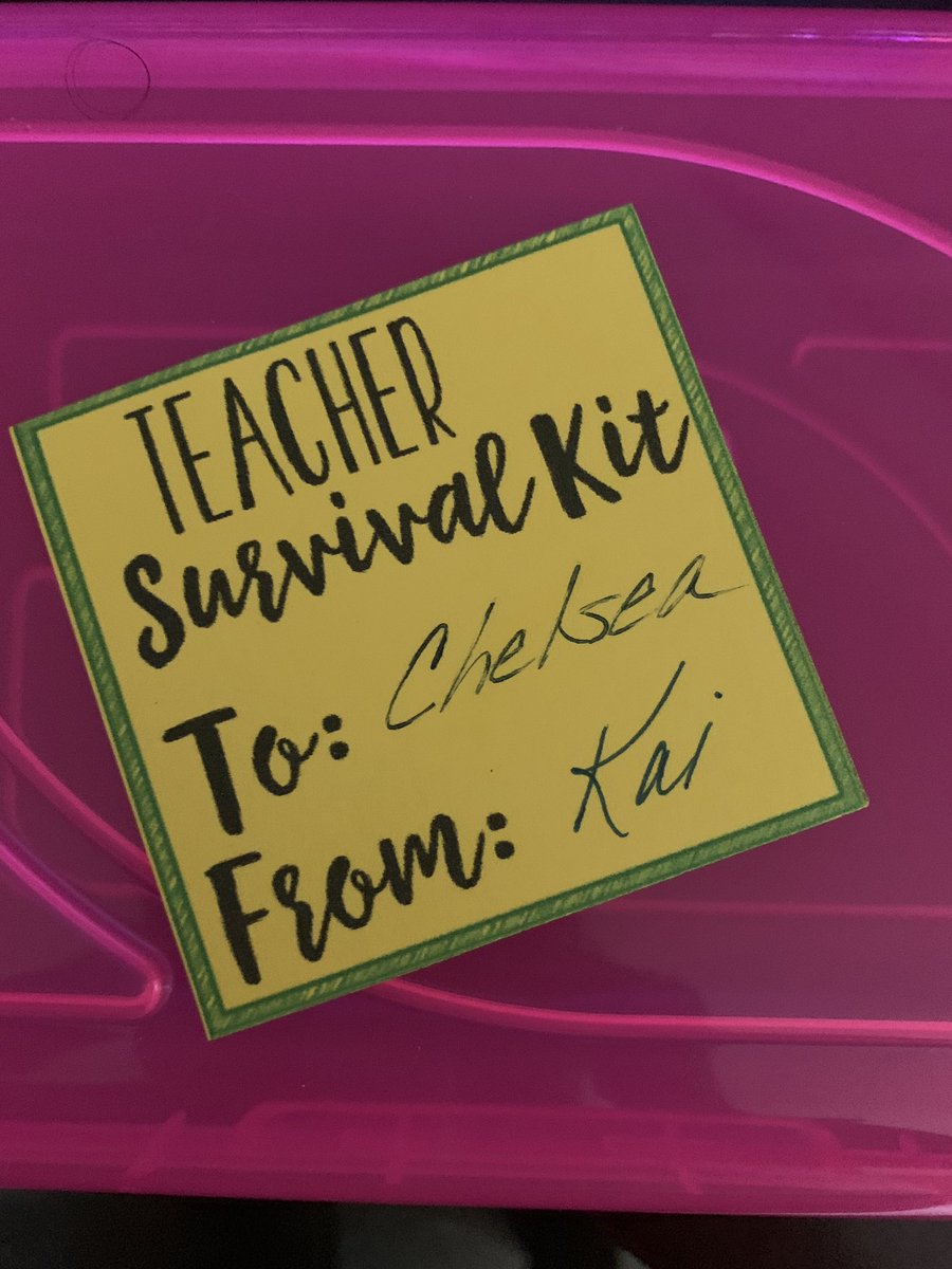 COMeally's tweet photo. So excited to be apart of such a great program, which helps teachers of color pursue/continue degrees in Education. Love this gift of supplies I got to start the year off right! #TOCII #NYSDeptOfEducation https://t.co/xkYX0CJMeK