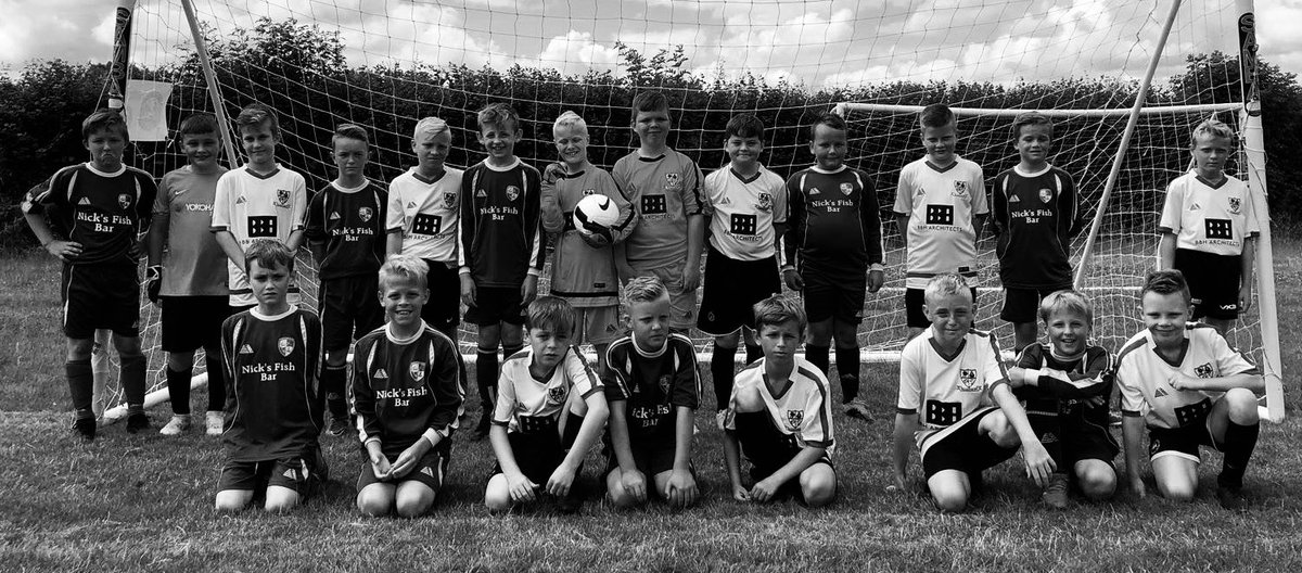 Dream come true tomorrow as our youth teams kick off for the very first time! #COYBees 👌💛🖤🐝

Under 9s;
Torbay Police Youth v Torquay Academy 

Under 10s;
Torbay Police Youth v KM United

Under 11s
Torbay Police Youth v Watcombe 

0900, at Brixham College, TQ5 9HF.