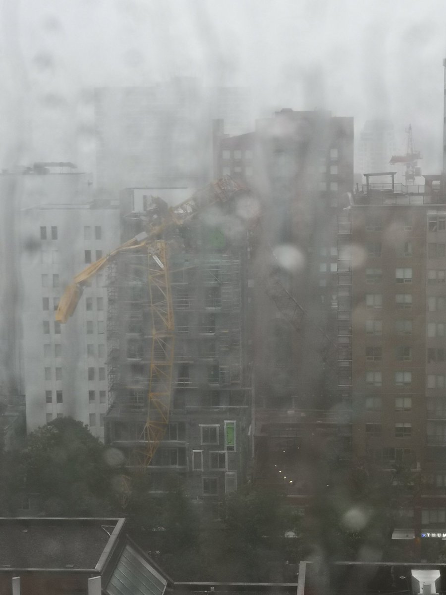 monarch_hill's tweet photo. Crane down at Spring Garden and south park. #HurricaneDorain #Halifax #DorianNS #hurricane #NovaScotia #hurricane https://t.co/qWHFU8XcRg